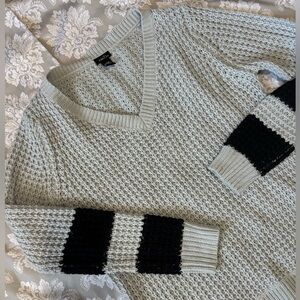 Light Grey Rue 21 Acrylic V Neck Sweater